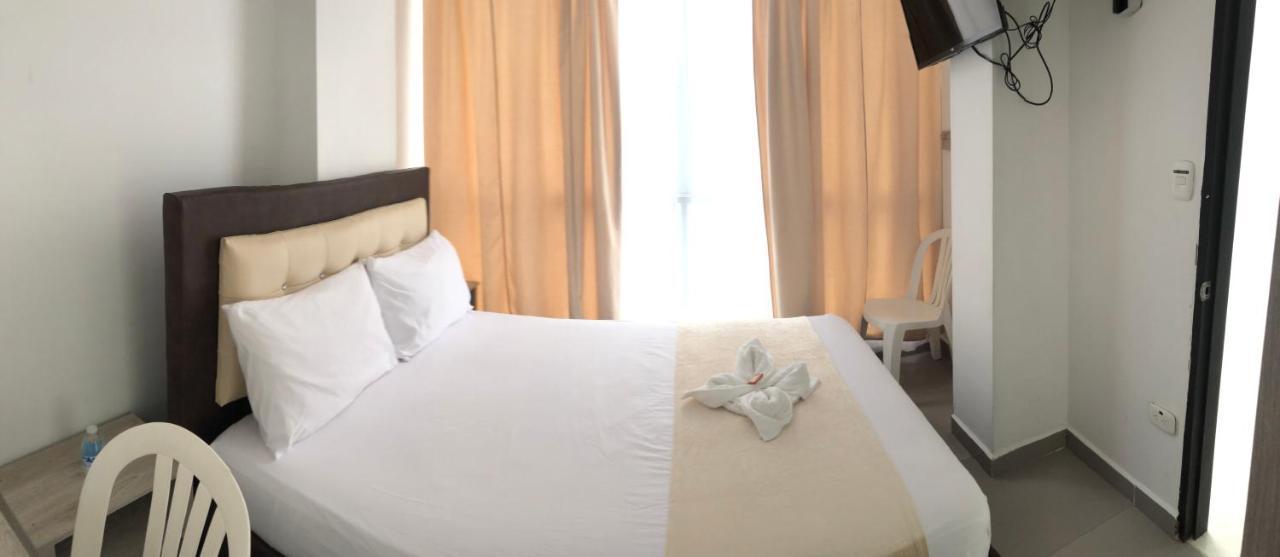 Dosquebradas Hotel Pradera Plaza מראה חיצוני תמונה